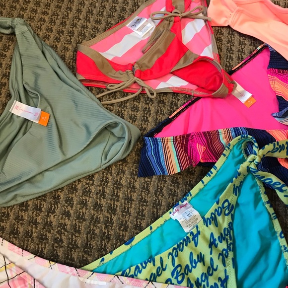 Bundle of bikini bottoms - Picture 6 of 8